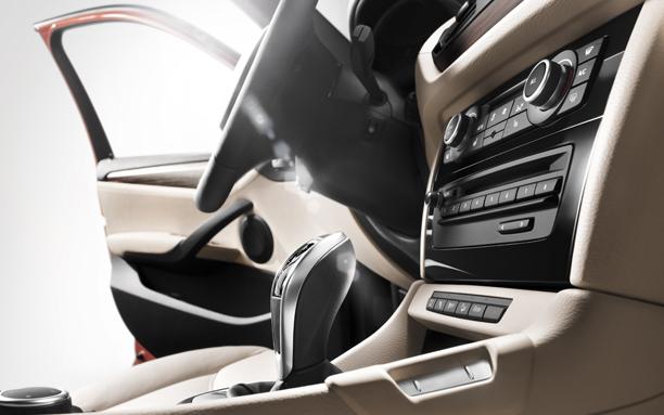Novo BMW X1 2015 Interior