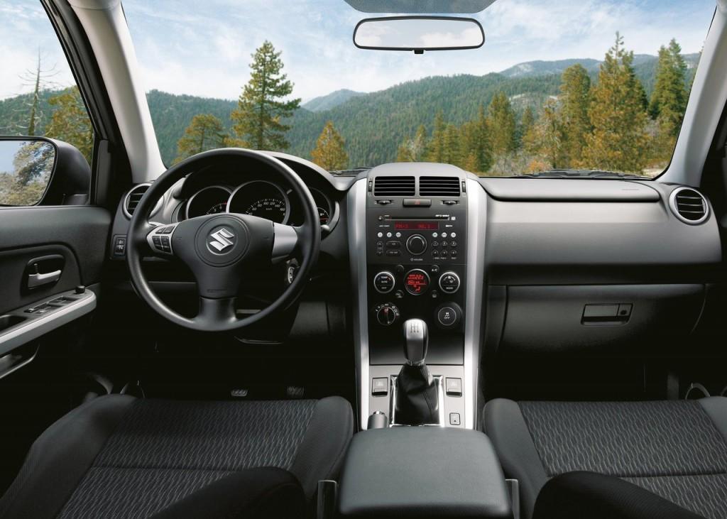 Novo Suzuki Grand Vitara 2015 2016 - Interior e itens de série
