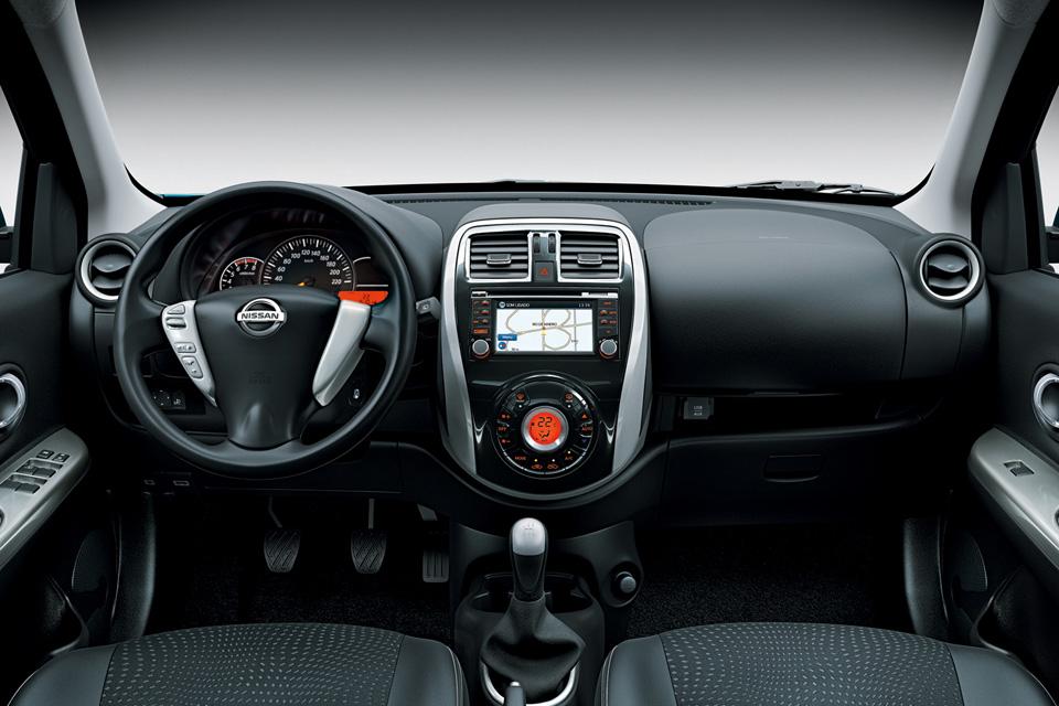 Novo Nissan March 2016 - Interior e Itens de série