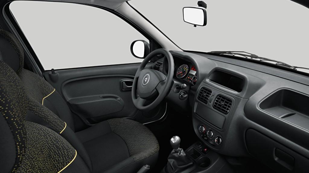 Novo Renault Clio 2016 - Iterior e itens de série