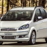 Novo-Fiat-Idea-2016-7