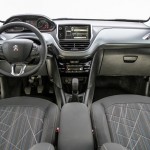 novo-Peugeot-208-2016-4