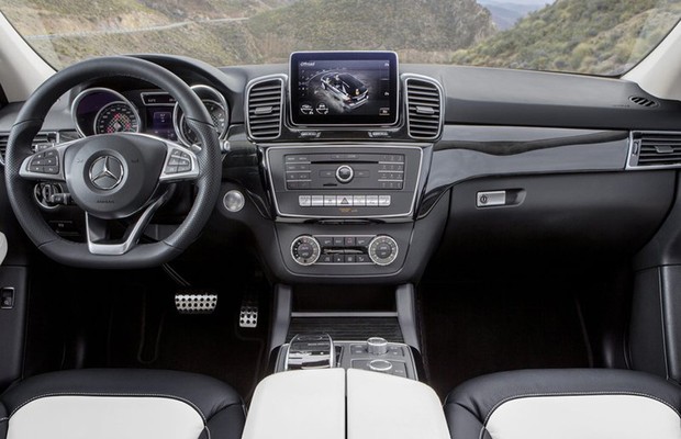 Mercedes GLE 350 2017 - Interior, por dentro