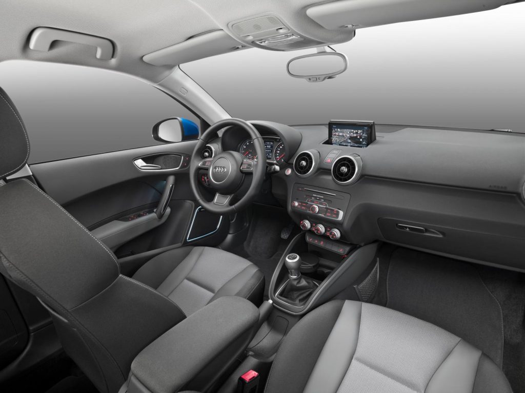 Novo Audi A1 2017 - interior
