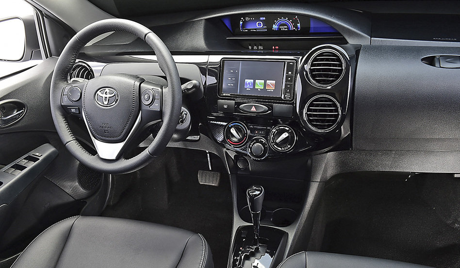 Novo Toyota Etios 2018 - Interior
