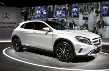 Mercedes-GLA-200-2018-4