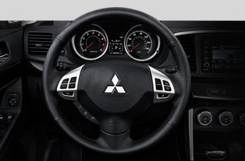 Mitsubishi-Lancer-2018-10