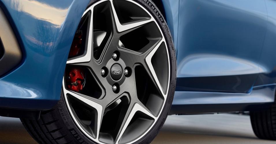 Ford Fiesta 2019 - Roda de liga leve