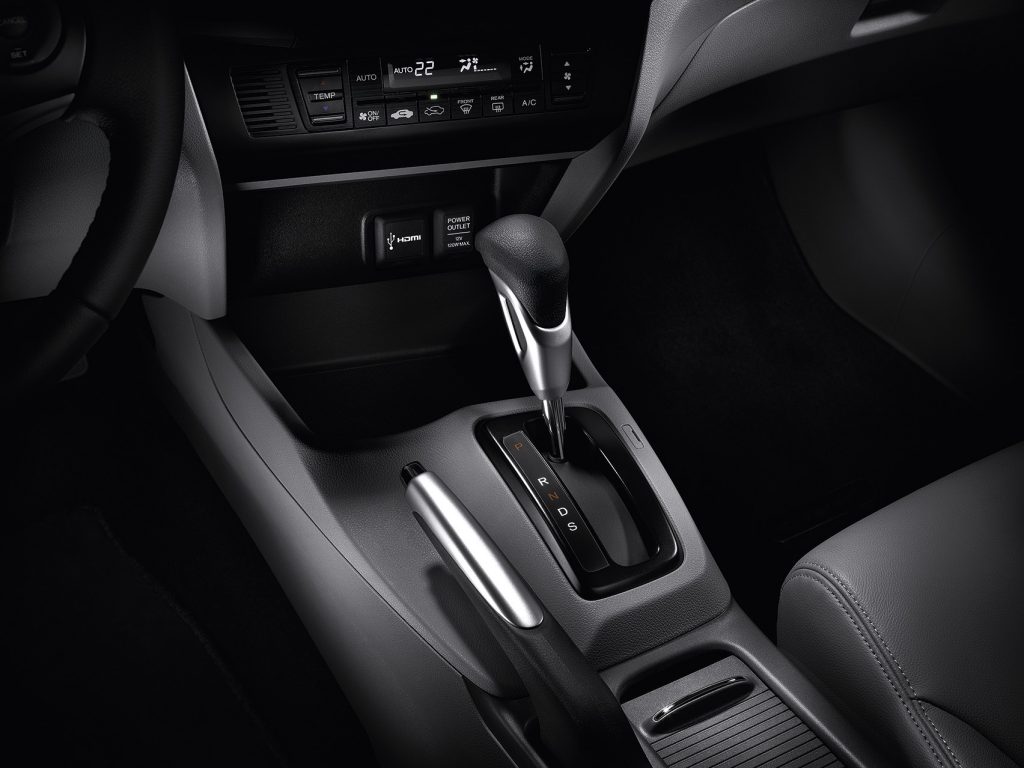 Novo Honda Civic LXR 2017 - ar condicionado digital