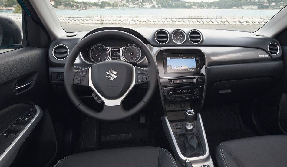 Suzuki Vitara 2017 - interior