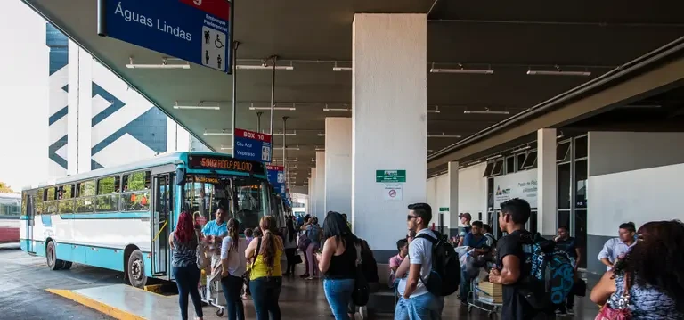 Empresas de ônibus do Entorno do DF ficam com nota zero para renovação de frota, em avaliação da ANTT